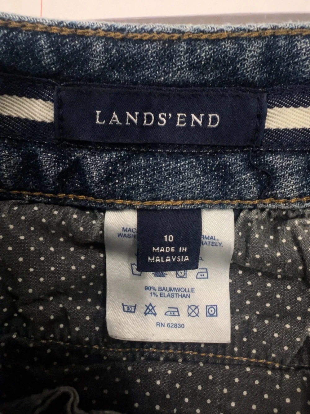 N/A lands’ end
